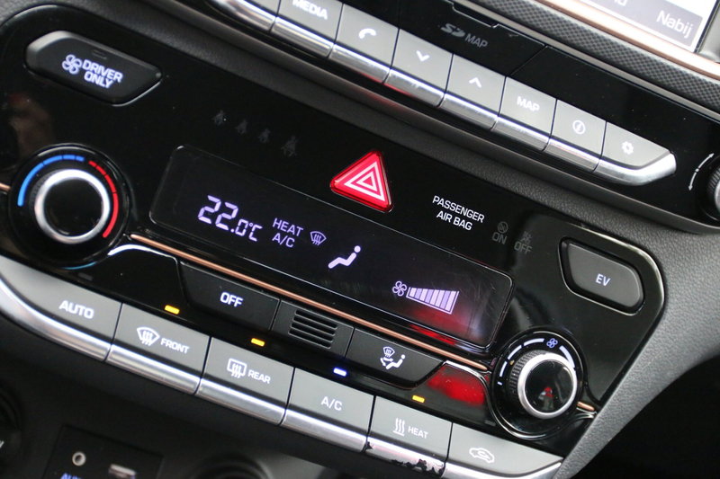 Hyundai IONIQ Comfort EV SOH 87,7% NL-AUTO NAP — photo 12