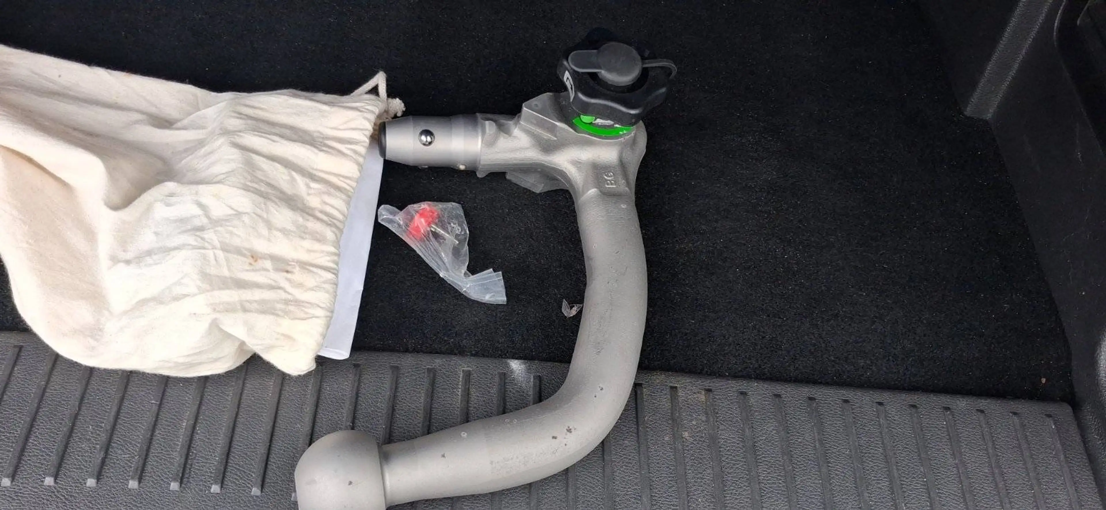 Ford Tourneo Courier Tourneo Courier Zahnriemensatz Neu Ölwechsel und Ölfilter Neu — photo 11