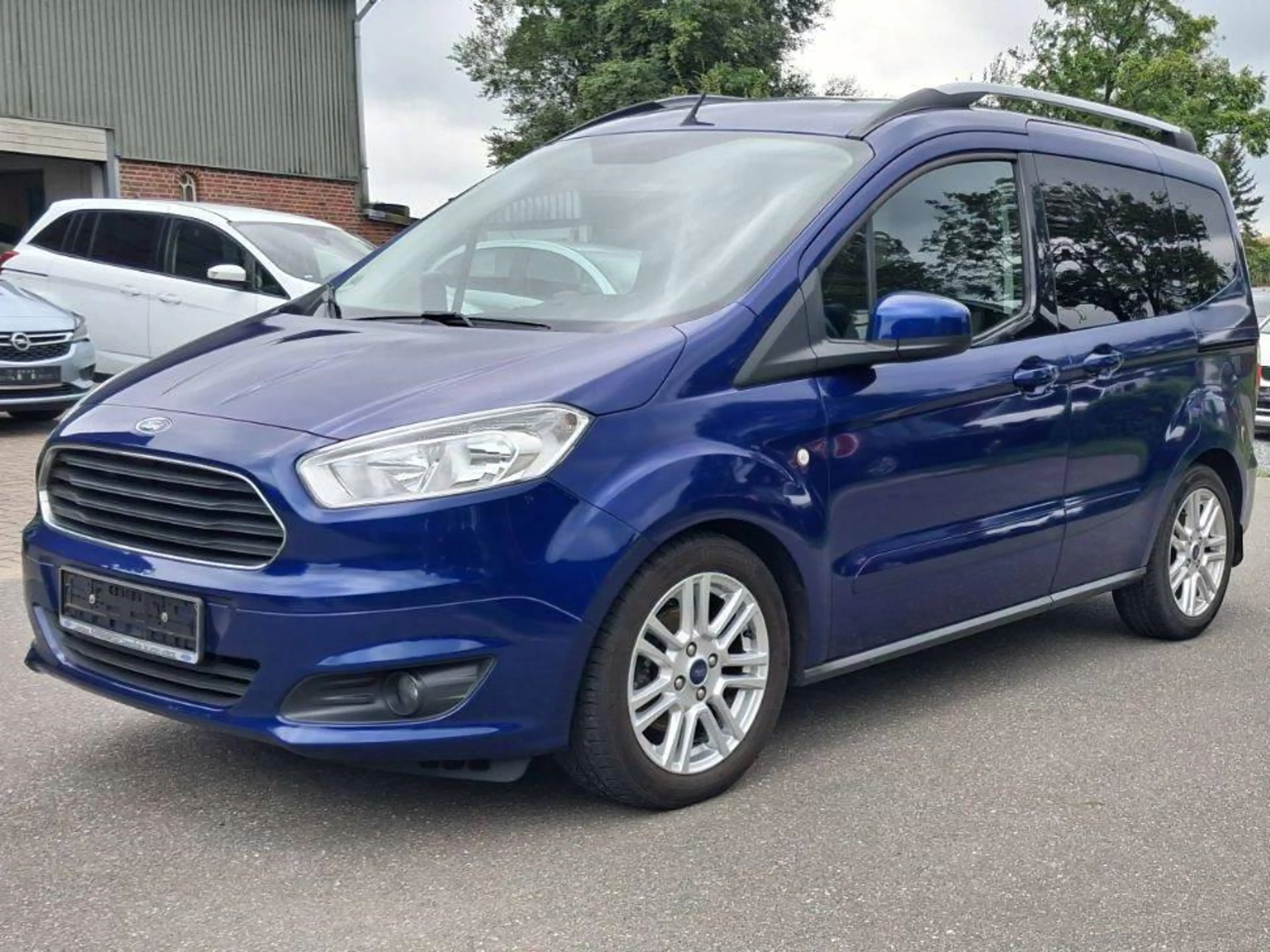 Ford Tourneo Courier Tourneo Courier Zahnriemensatz Neu Ölwechsel und Ölfilter Neu