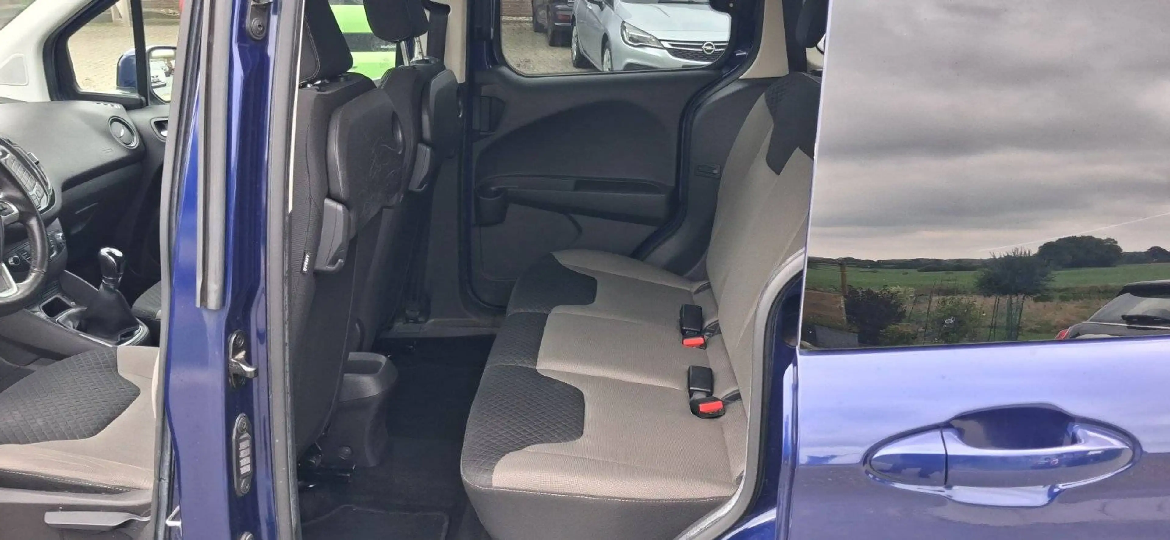 Ford Tourneo Courier Tourneo Courier Zahnriemensatz Neu Ölwechsel und Ölfilter Neu — photo 9