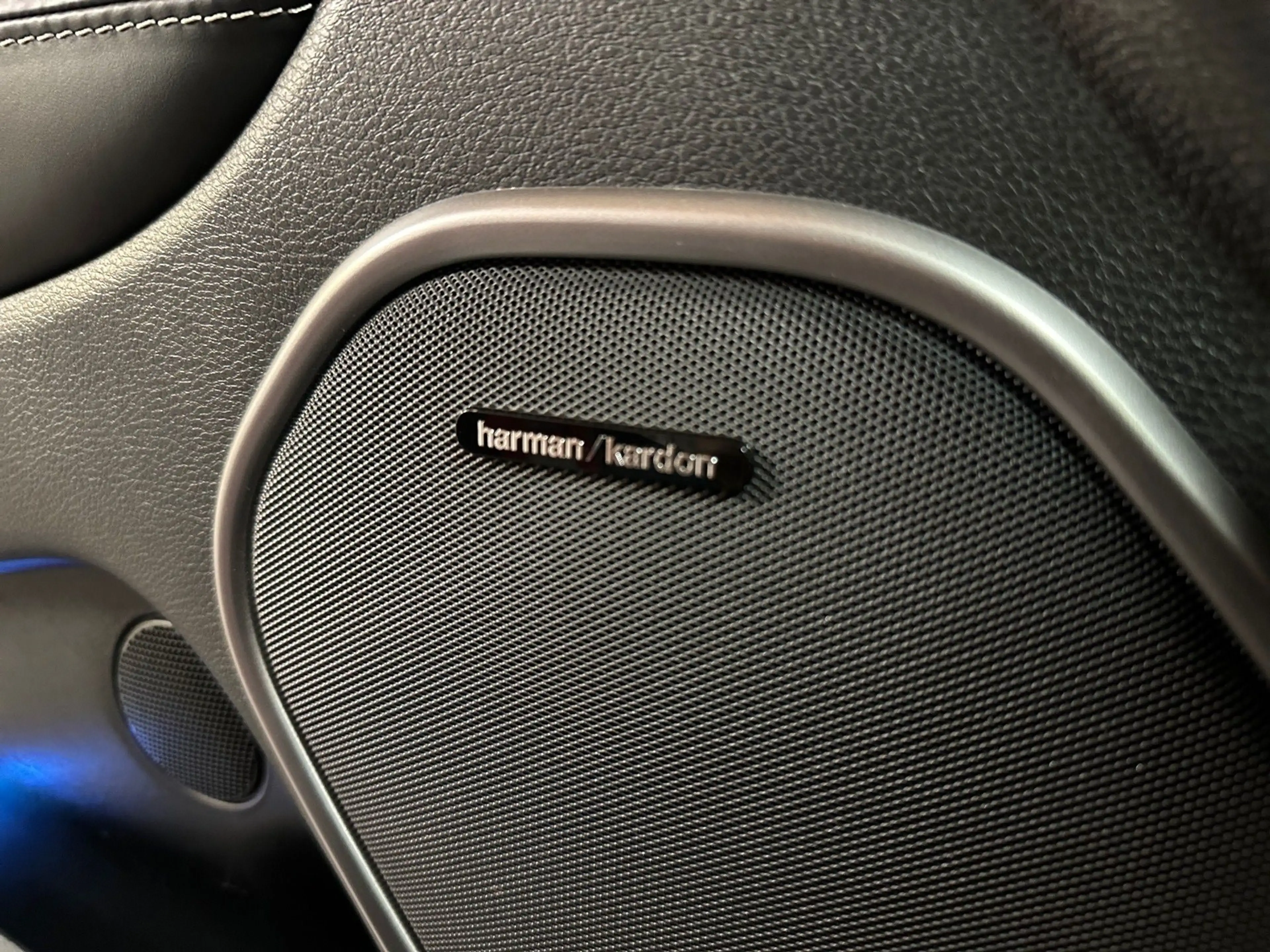 Jeep Grand Cherokee 6.4 V8 HEMI SRT — photo 34
