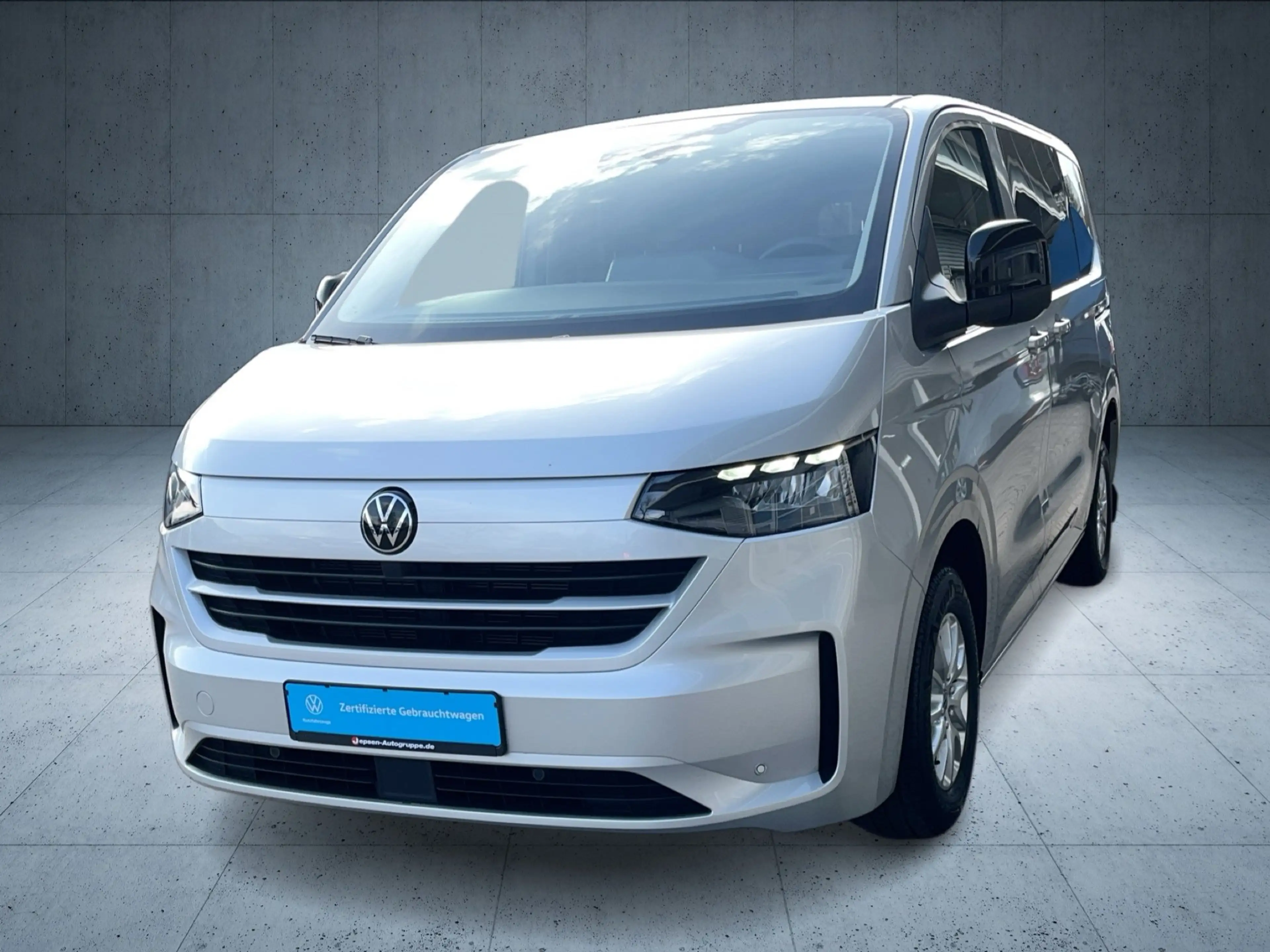 Volkswagen T7 Caravelle Life TDI DSG 4Motion AHK R-KAMERA — photo 2