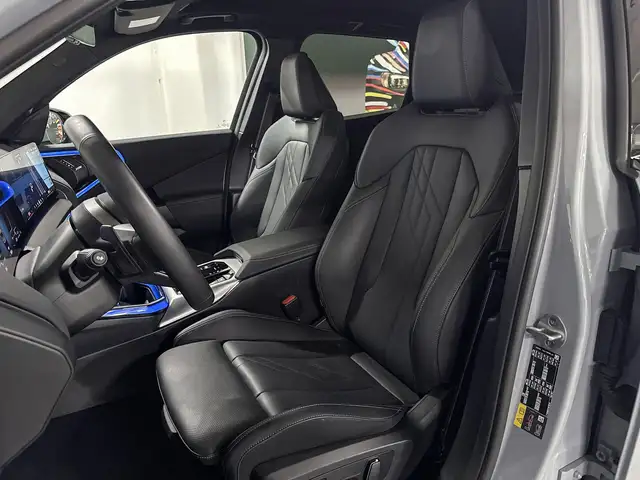 BMW X3 view 9