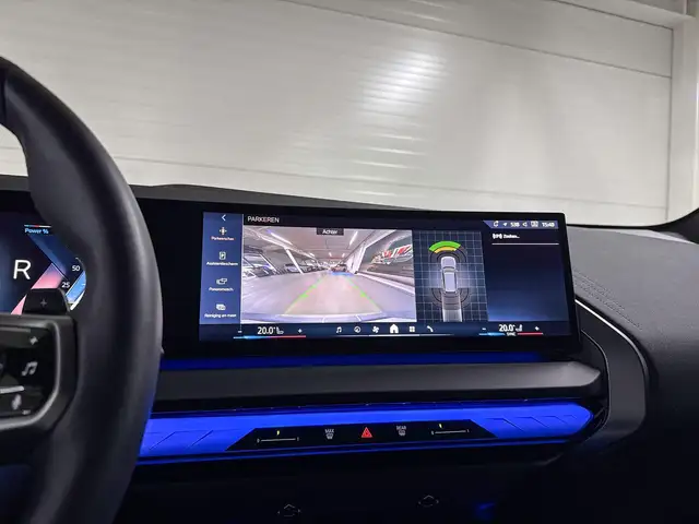 BMW X3 view 13