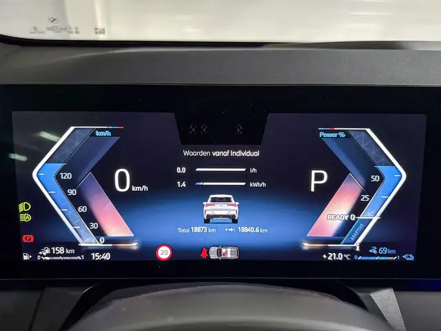 BMW X3 view 12