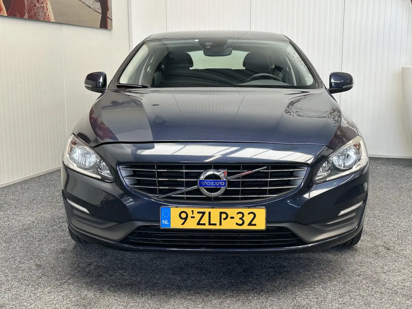 Volvo V60 1.6 D2 Momentum NAVIGATIE CRUISE CONTROL CLIMATE C Bleu - 2