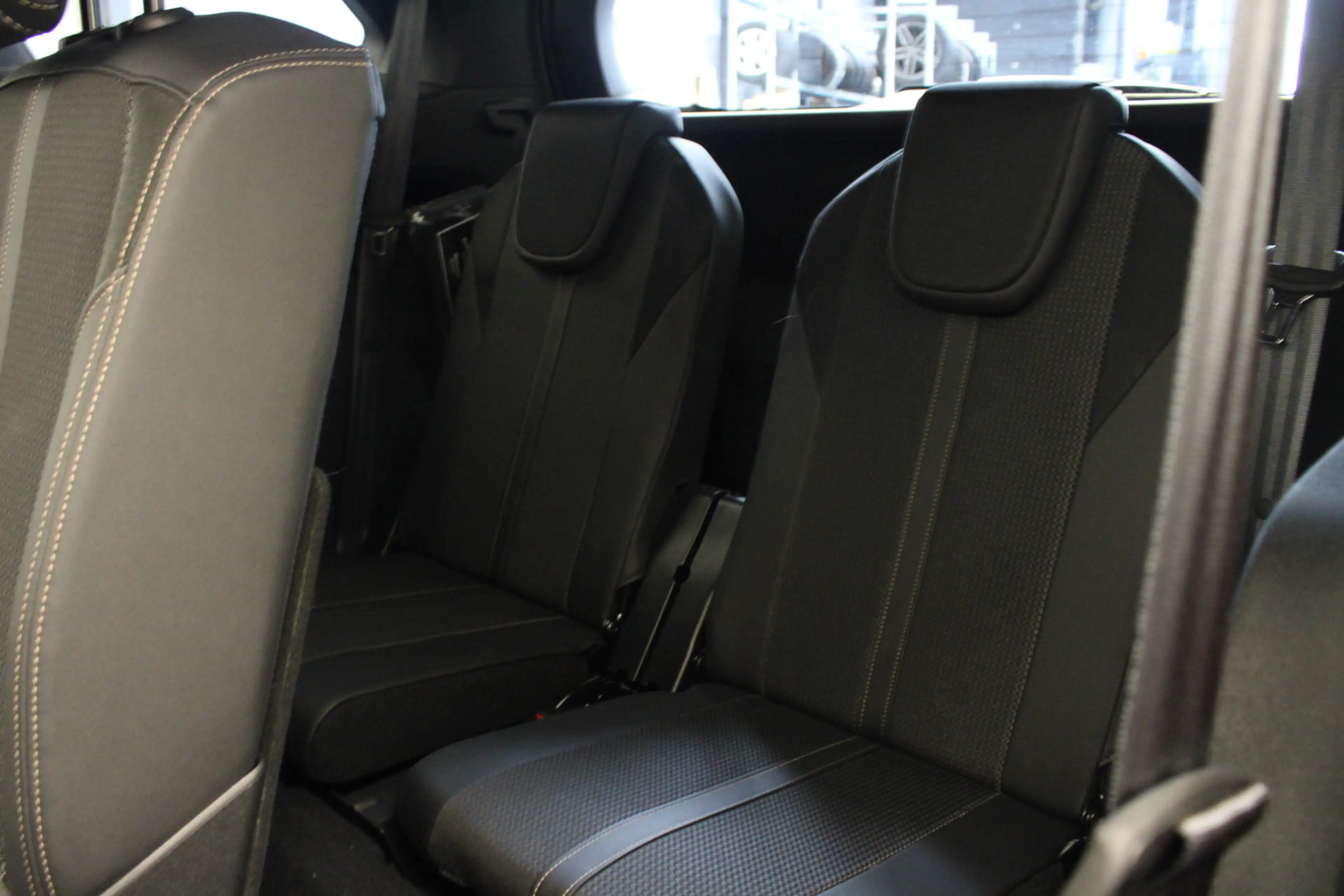 Peugeot 5008 1.2 Hybrid 136 GT 7p |Pano|Stoelverw.|Trekhaak| — photo 25