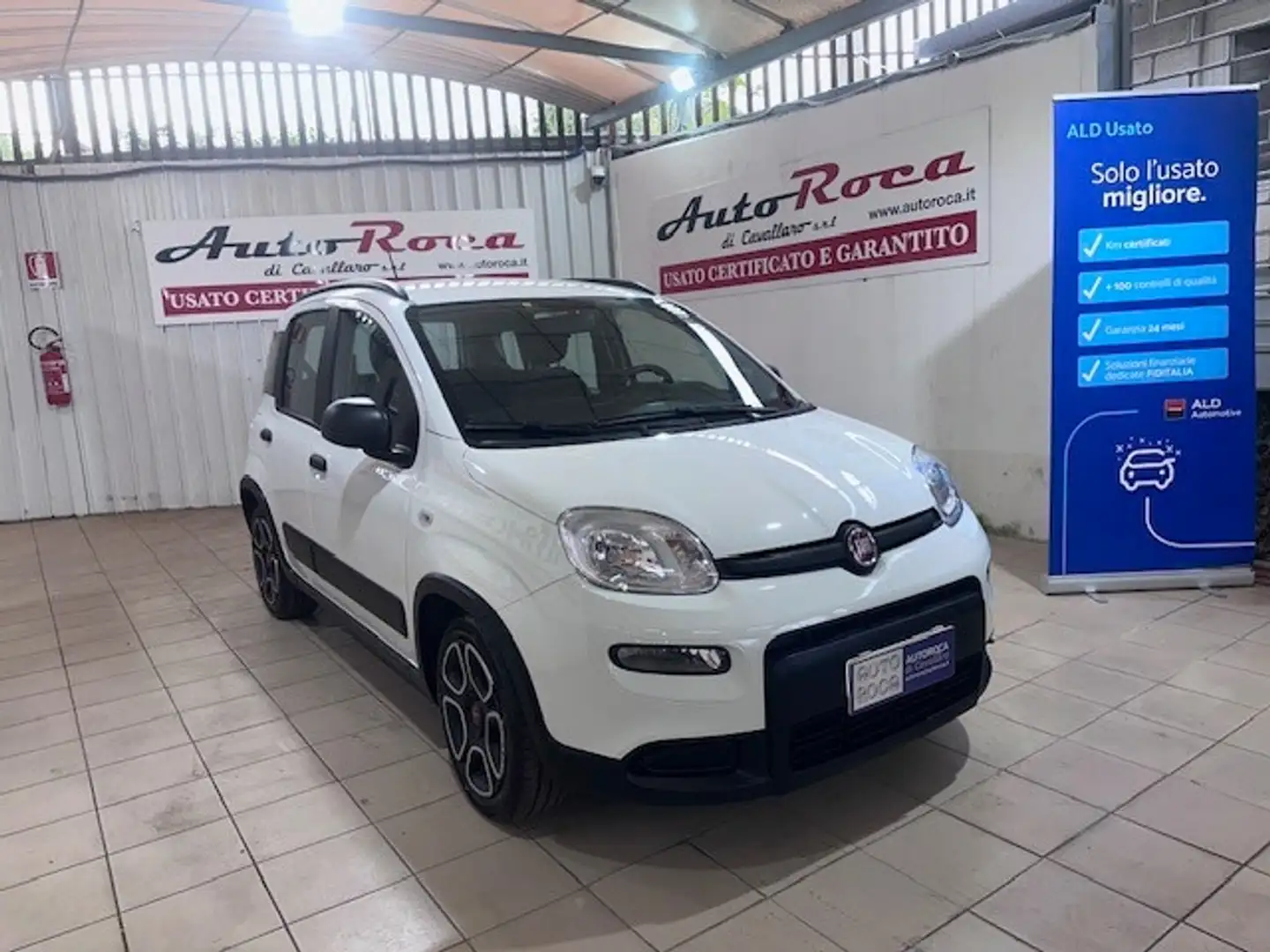Fiat New Panda Panda 1.0 FireFly S&S Hybrid City Life Blanco - 2