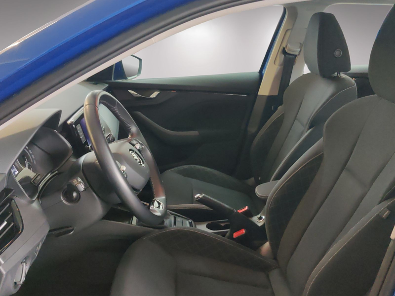 Skoda Scala Ambition 1.5 TSI MirrorLink/SHZ/bis 05.28N — photo 6