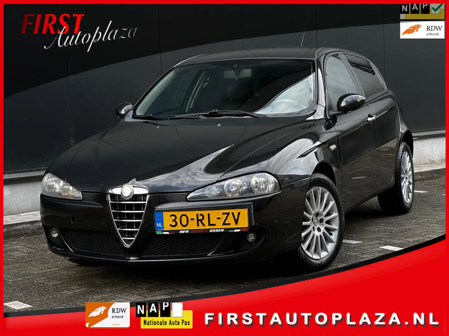 Alfa Romeo 147 2.0 T.Spark Distinctive 5-DEURS LEDER/CRUISE | NET Zwart - 1