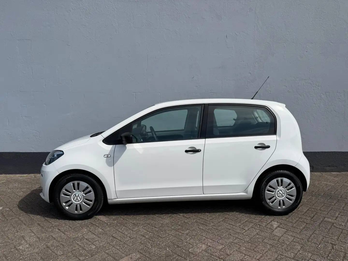 Volkswagen up! 1.0 take up! BlueMotion 5-Deurs - Airco Wit - 2