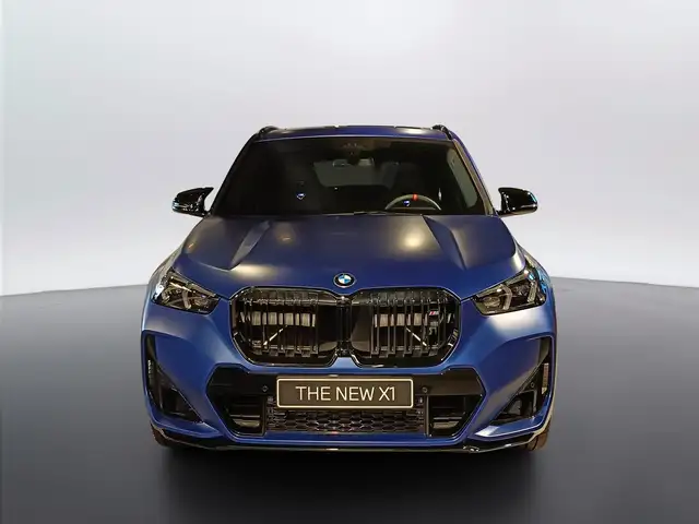 BMW X1 view 2