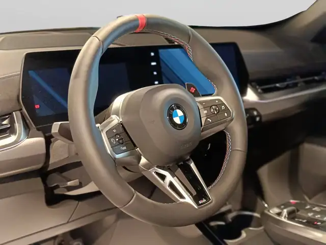 BMW X1 view 14