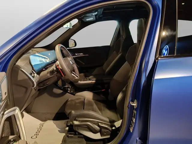 BMW X1 view 8