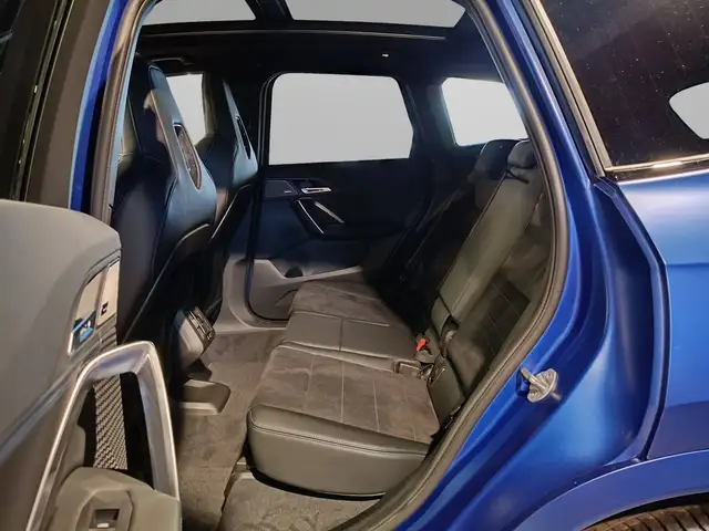 BMW X1 view 9