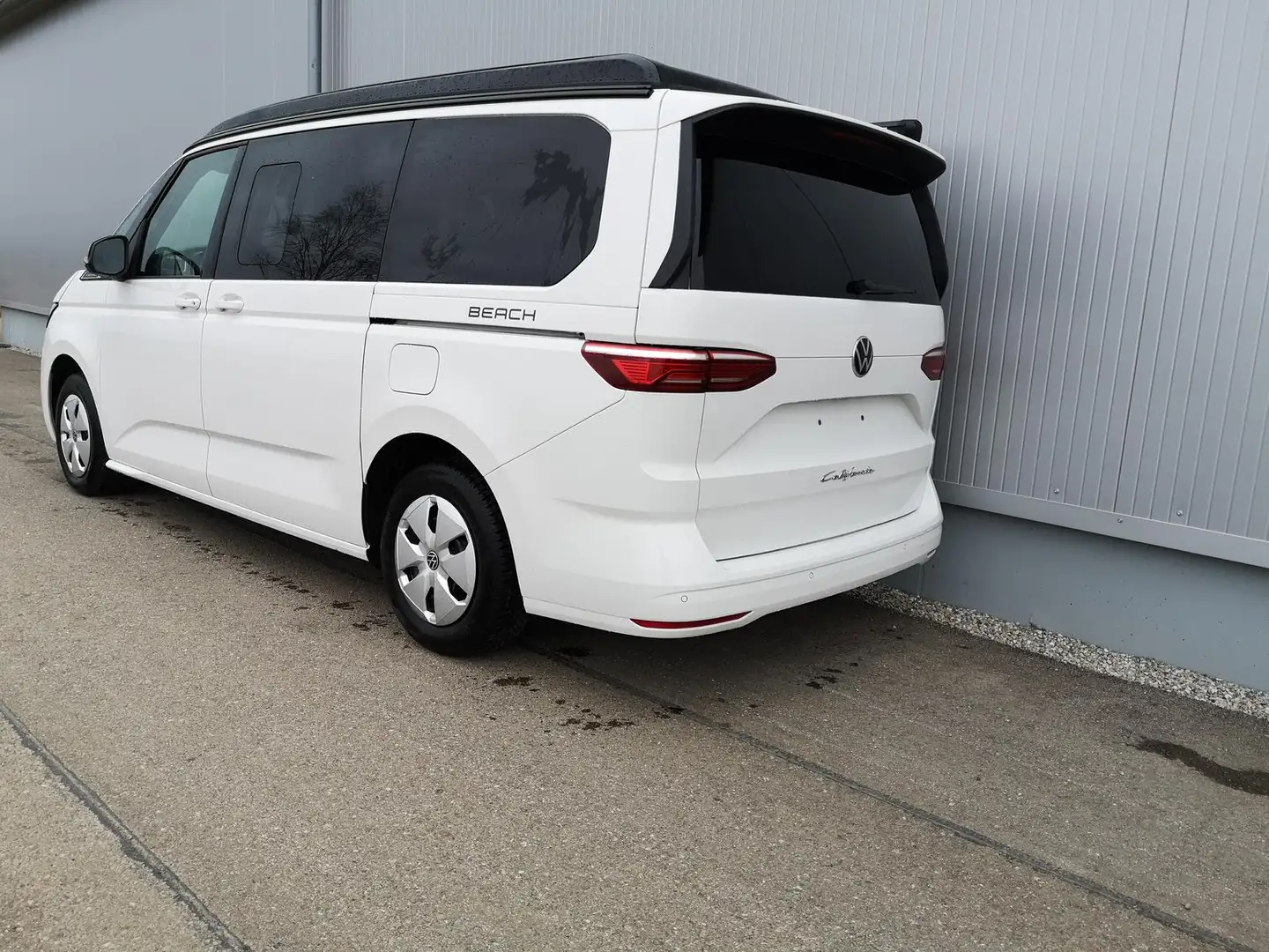Volkswagen T7 California T7 2.0TDI DSG California Beach GV5 Lite+ Blanco - 1