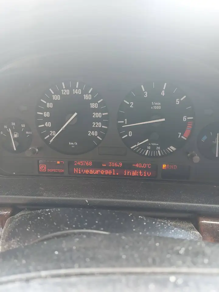 BMW 528, foto 5