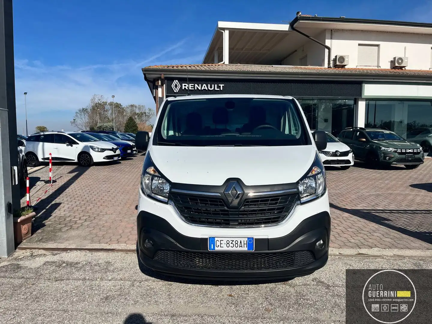 Renault Trafic Trafic T27 2.0 dCi 120CV PC-TN Furgone Ice Bianco - 2