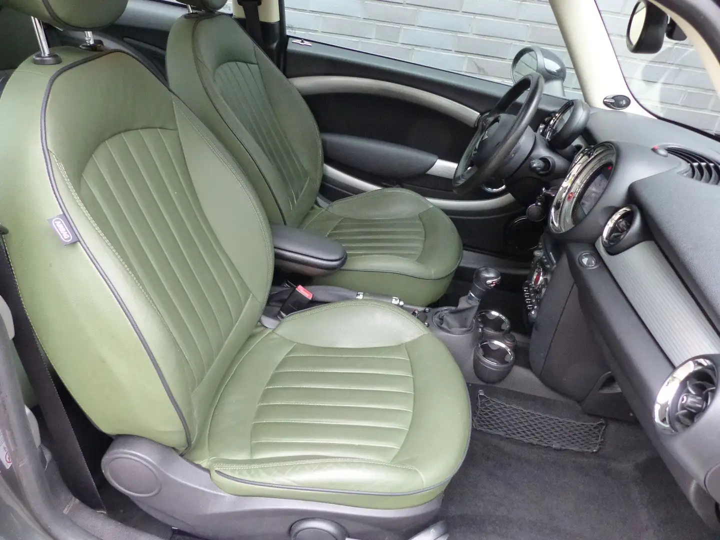MINI Cooper S Automatik/Leder/Pano/Xenon/Navi/PDC Grau - 2
