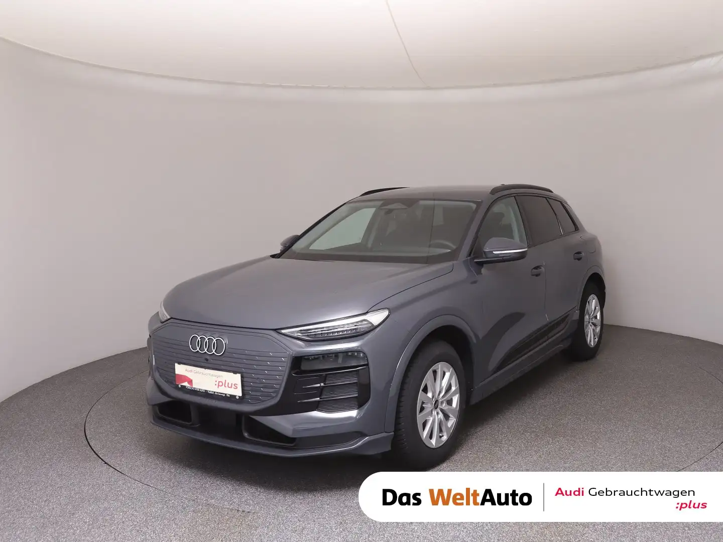 Audi Q6 e-tron e-tron performance Grau - 1