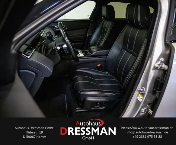 Land Rover Range Rover Velar view 11