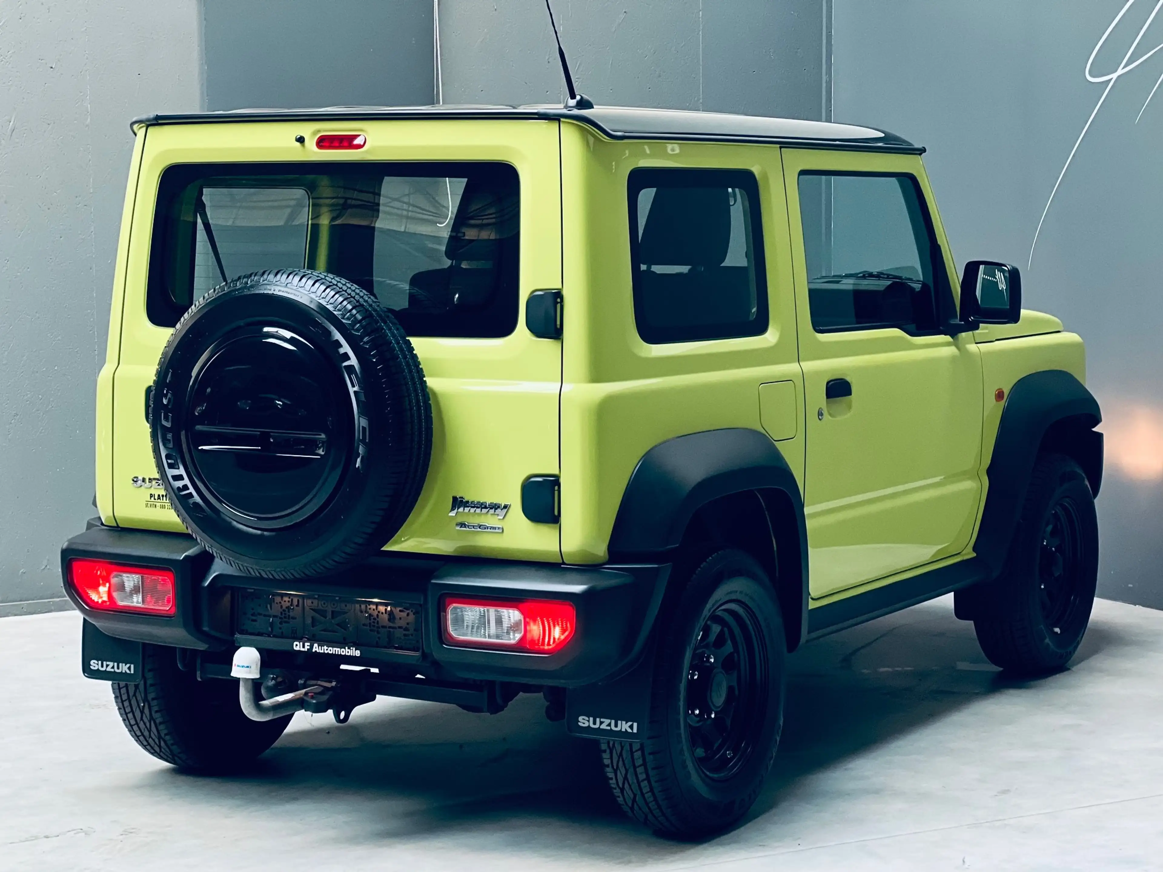 Suzuki Jimny 1.5i **4x4**4 PLACES**CLIMATISATION**CARNET COMPLET** — photo 2