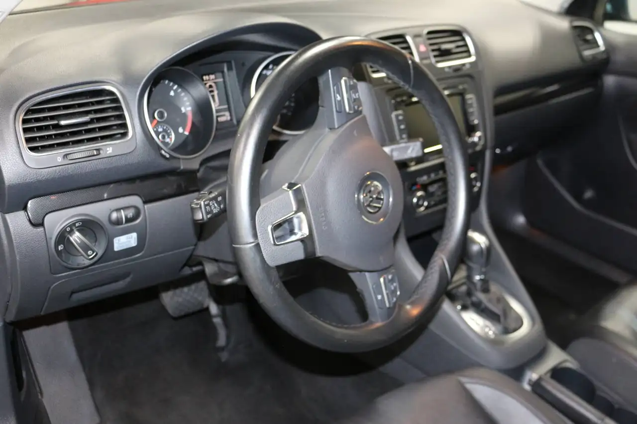 Volkswagen Golf снимка Volkswagen Golf