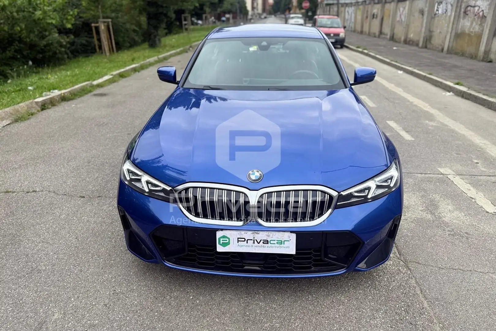 BMW 318 318d 48V Msport Bleu - 2