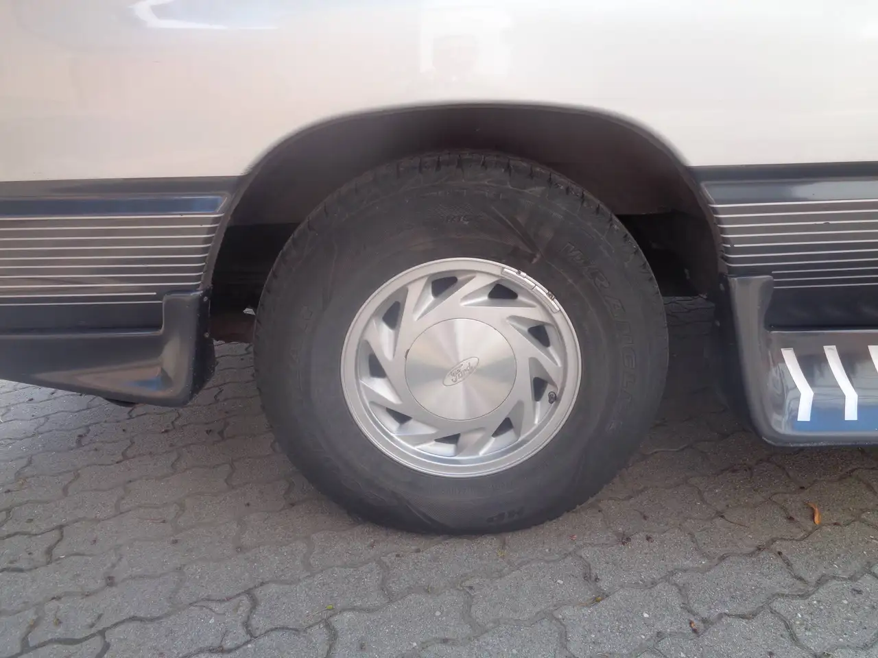 Ford E-150 Econoline, foto 4