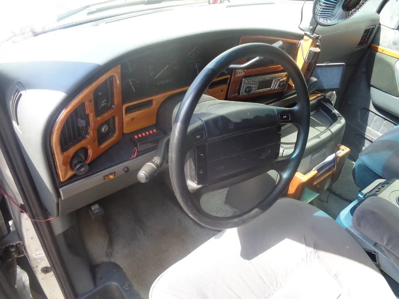 Ford E-150 Econoline, foto 5
