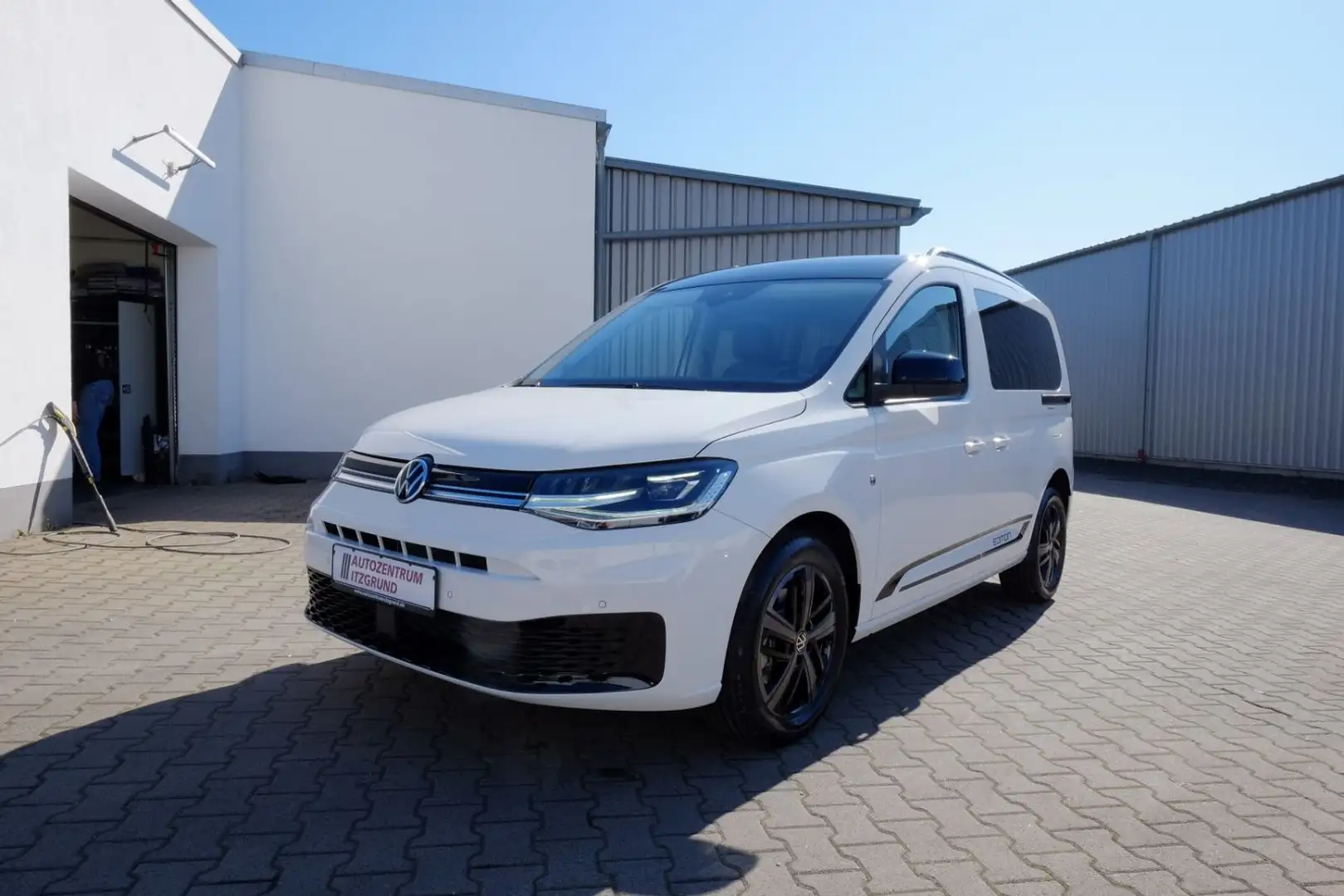 Volkswagen Caddy Edition 2.0 TDI 7Si/LED/AppC/Kam/AHK/17Zol Wit - 1