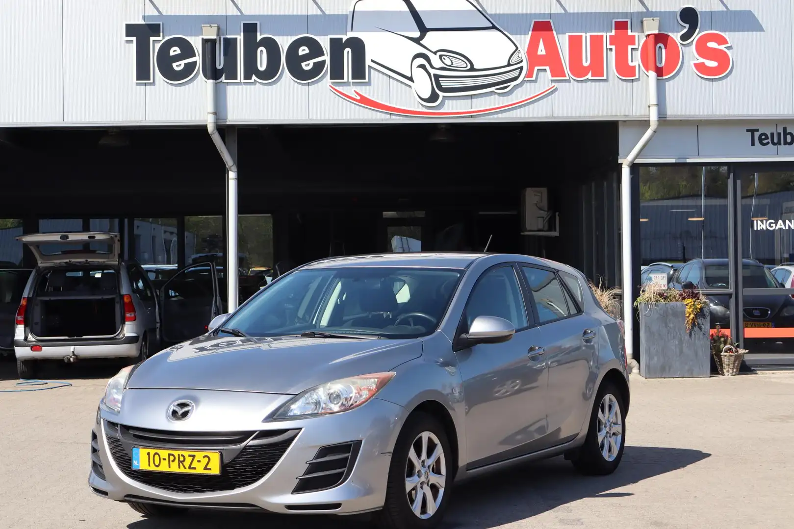 Mazda 3 1.6 Business Airco, Elektrische ramen, Lichtmetale Grijs - 1