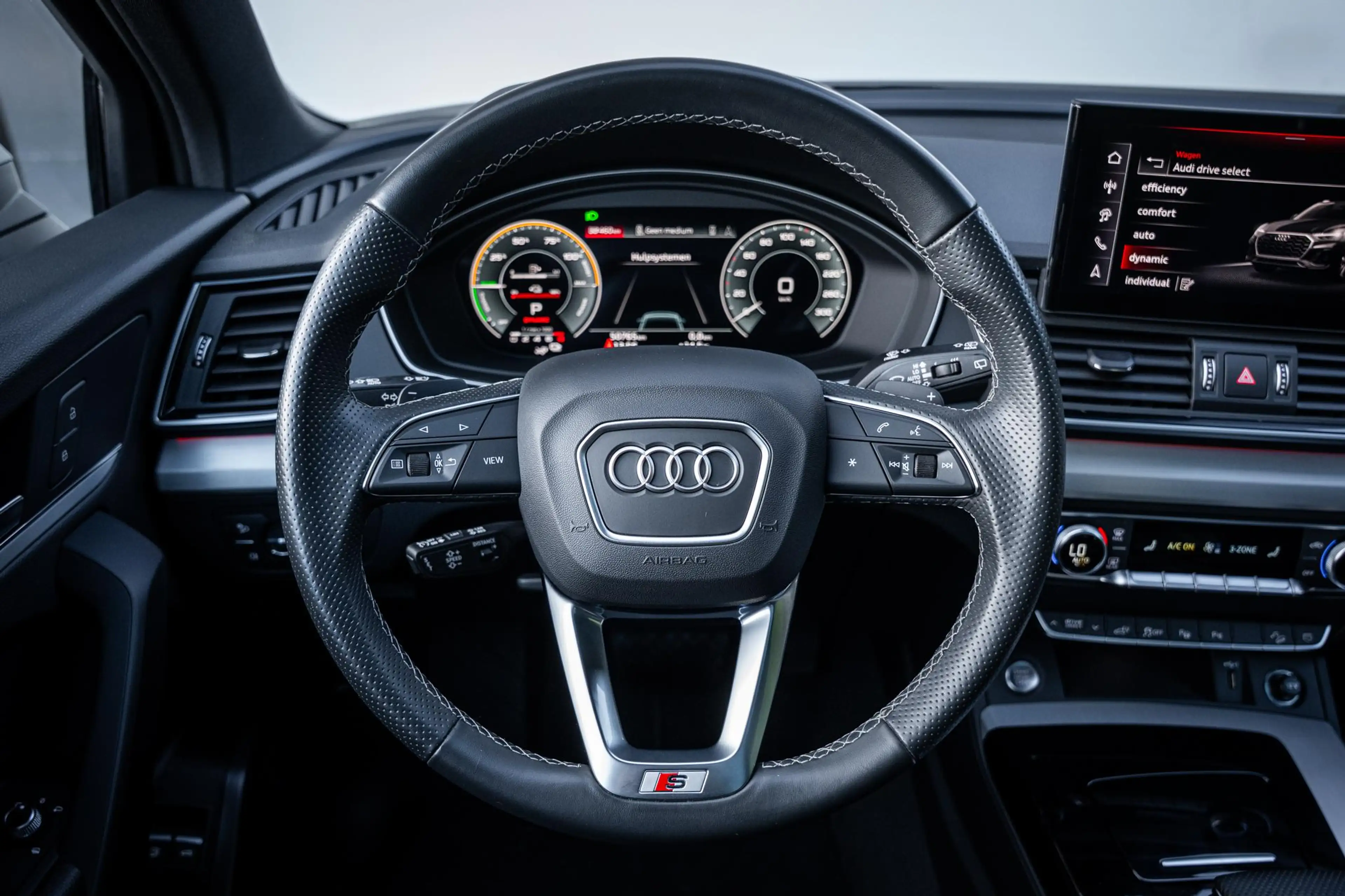 Audi Q5 50 TFSIe quattro S-Line Competition Pano-dak|360°| — photo 47