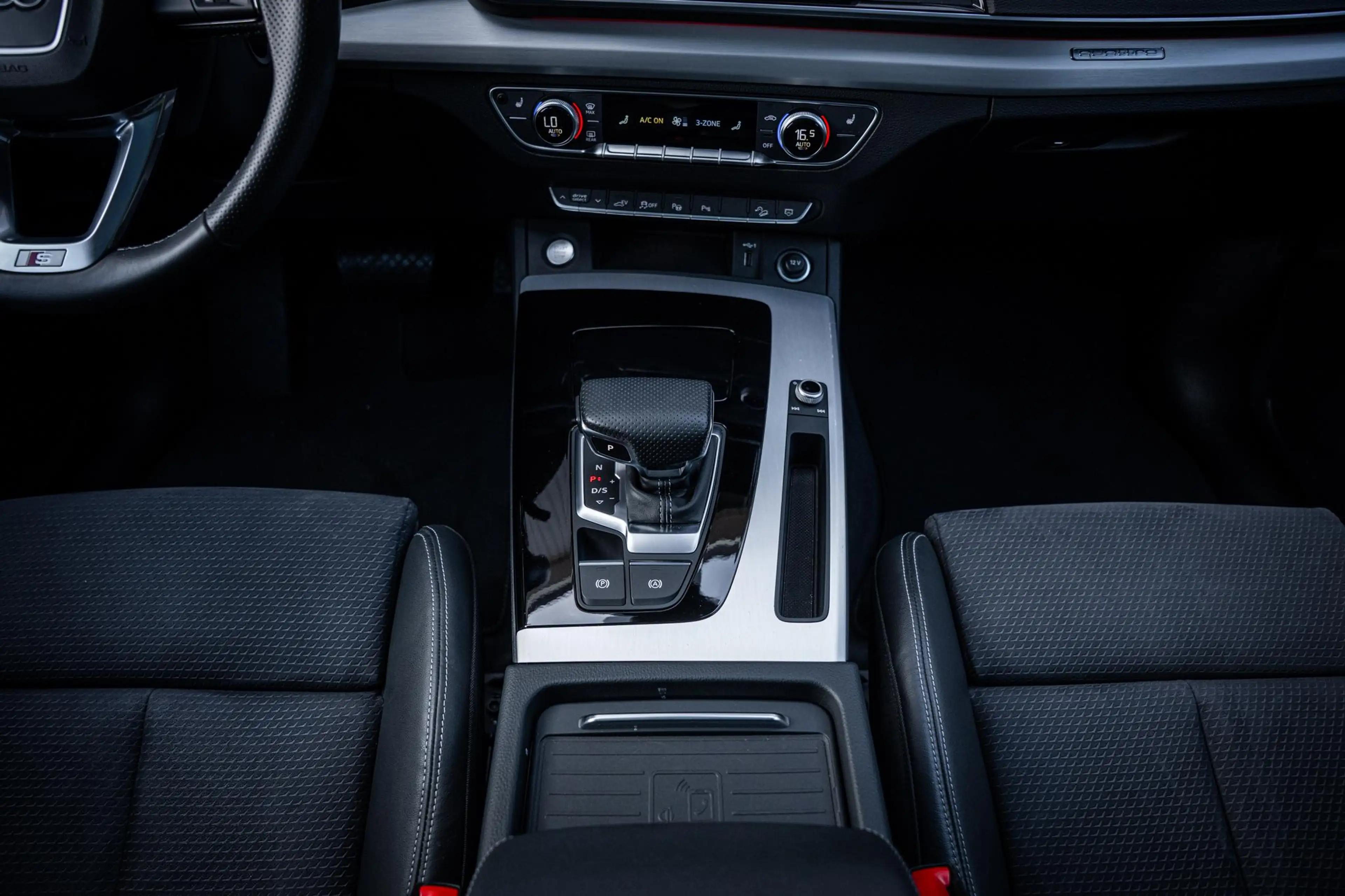Audi Q5 50 TFSIe quattro S-Line Competition Pano-dak|360°| — photo 25