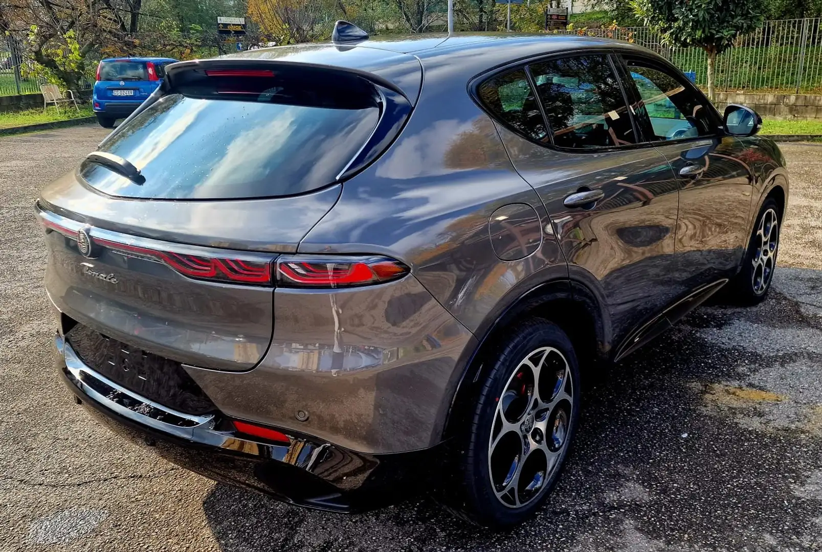 Alfa Romeo Tonale Tonale 1.5 hybrid Veloce 160cv tct7 Grigio - 2