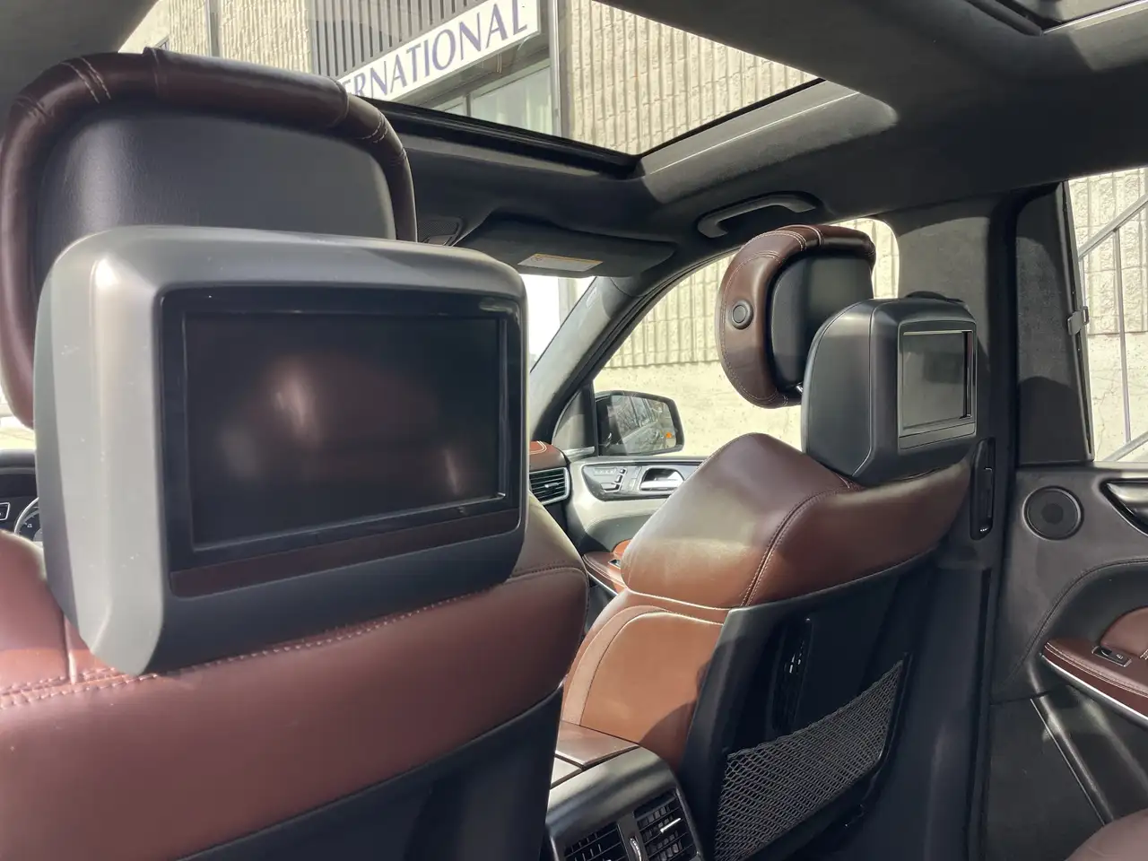 Mercedes-Benz GL-Class снимка Mercedes-Benz GL-Class