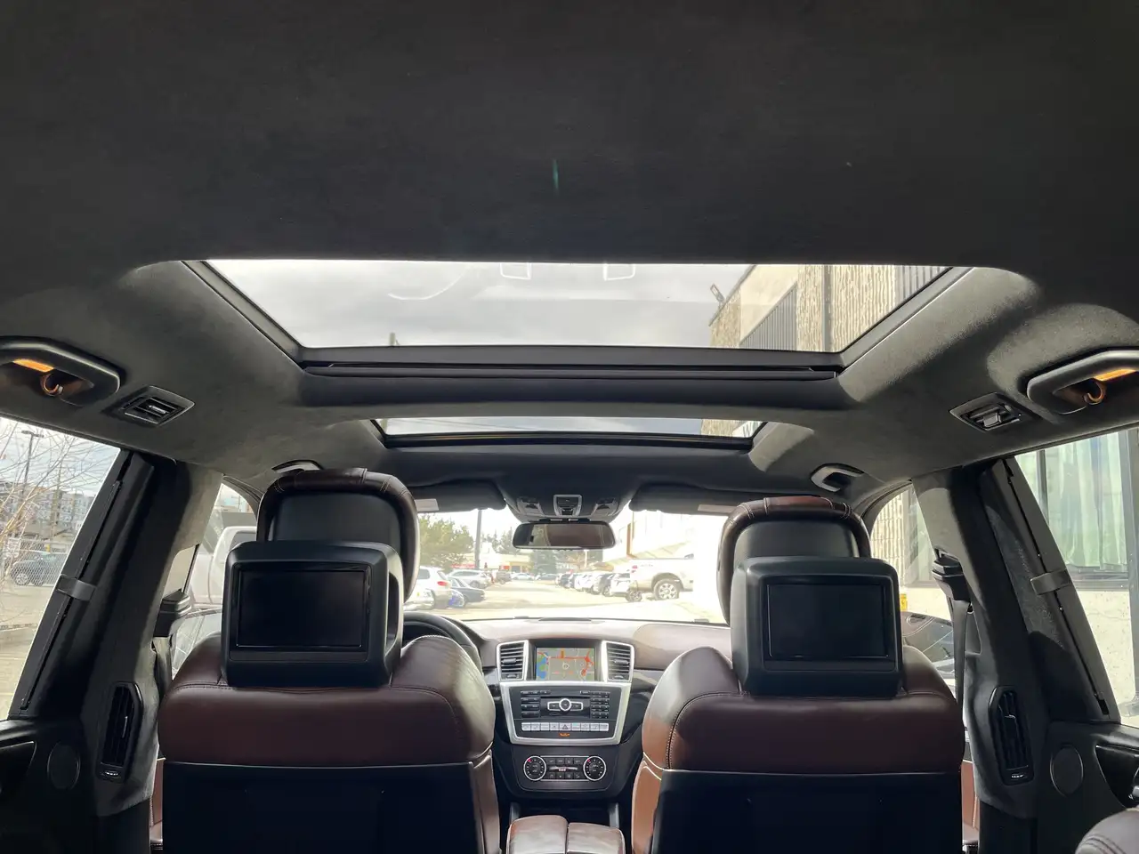 Mercedes-Benz GL-Class снимка Mercedes-Benz GL-Class