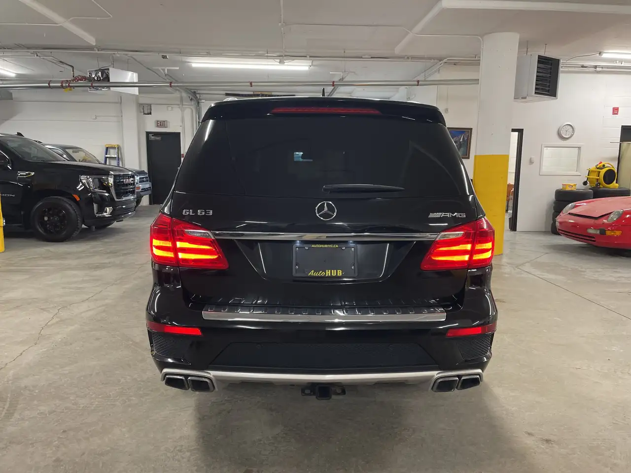 Mercedes-Benz GL-Class снимка Mercedes-Benz GL-Class