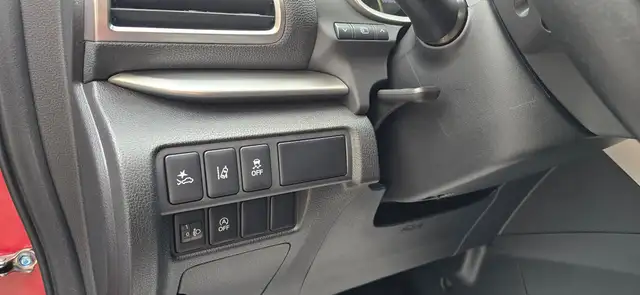 Mitsubishi Eclipse Cross view 13