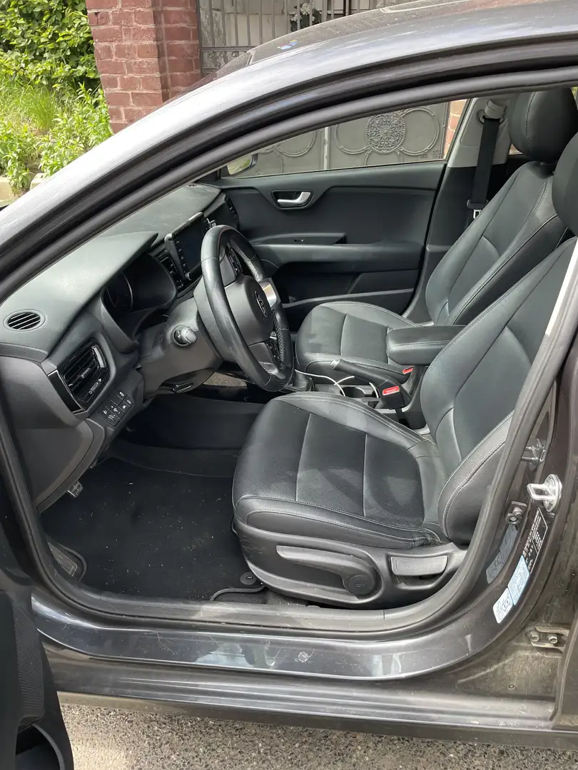Kia Rio 1.4 CRDI Platinum Edition - 2