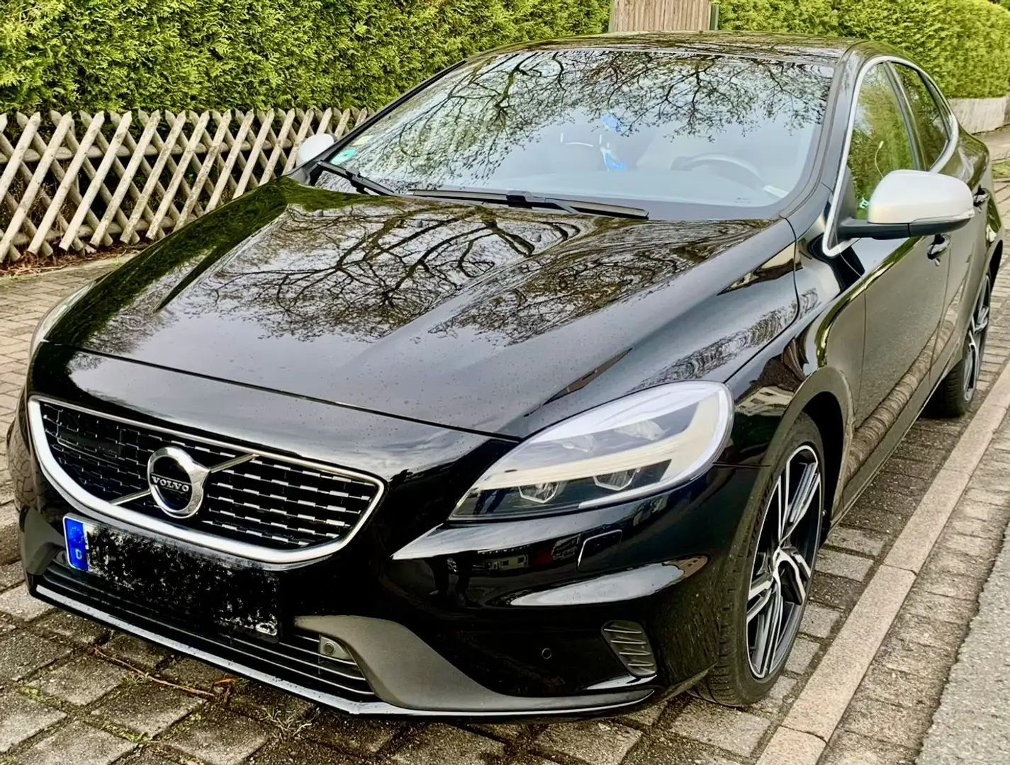 Volvo V40 V40 D4 GeartronicRDesign Noir - 2