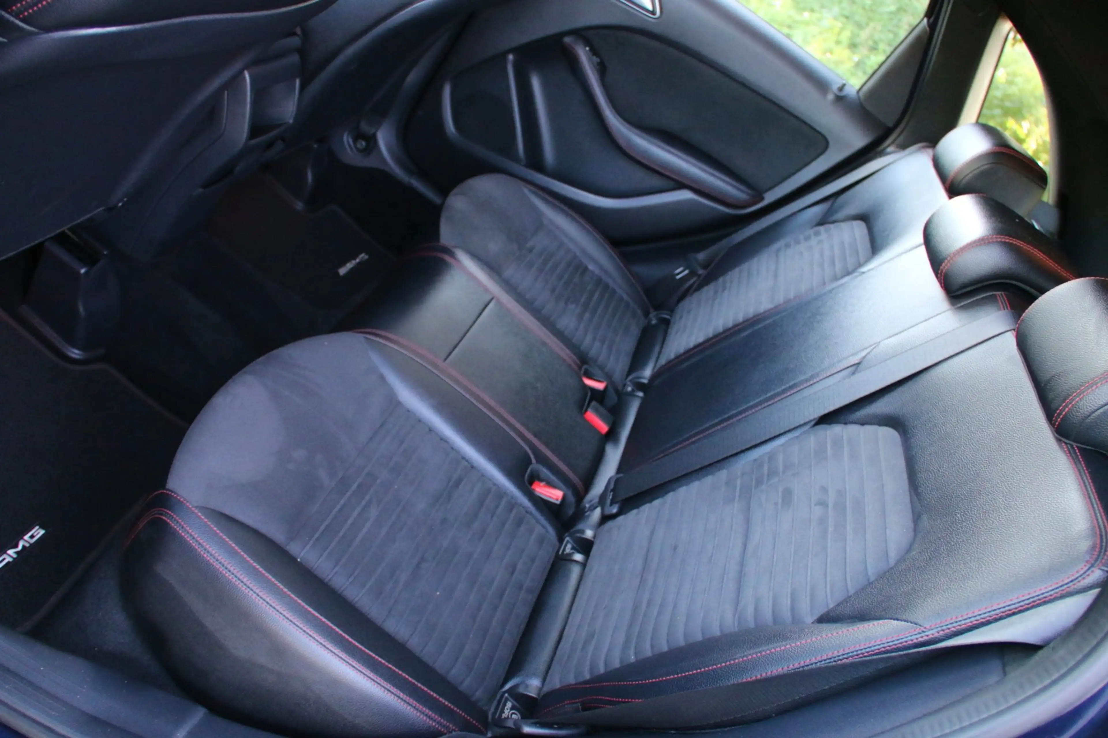 Mercedes-Benz B 180 Business Solution AMG PANO-DAK NL-AUTO NAP! — photo 18