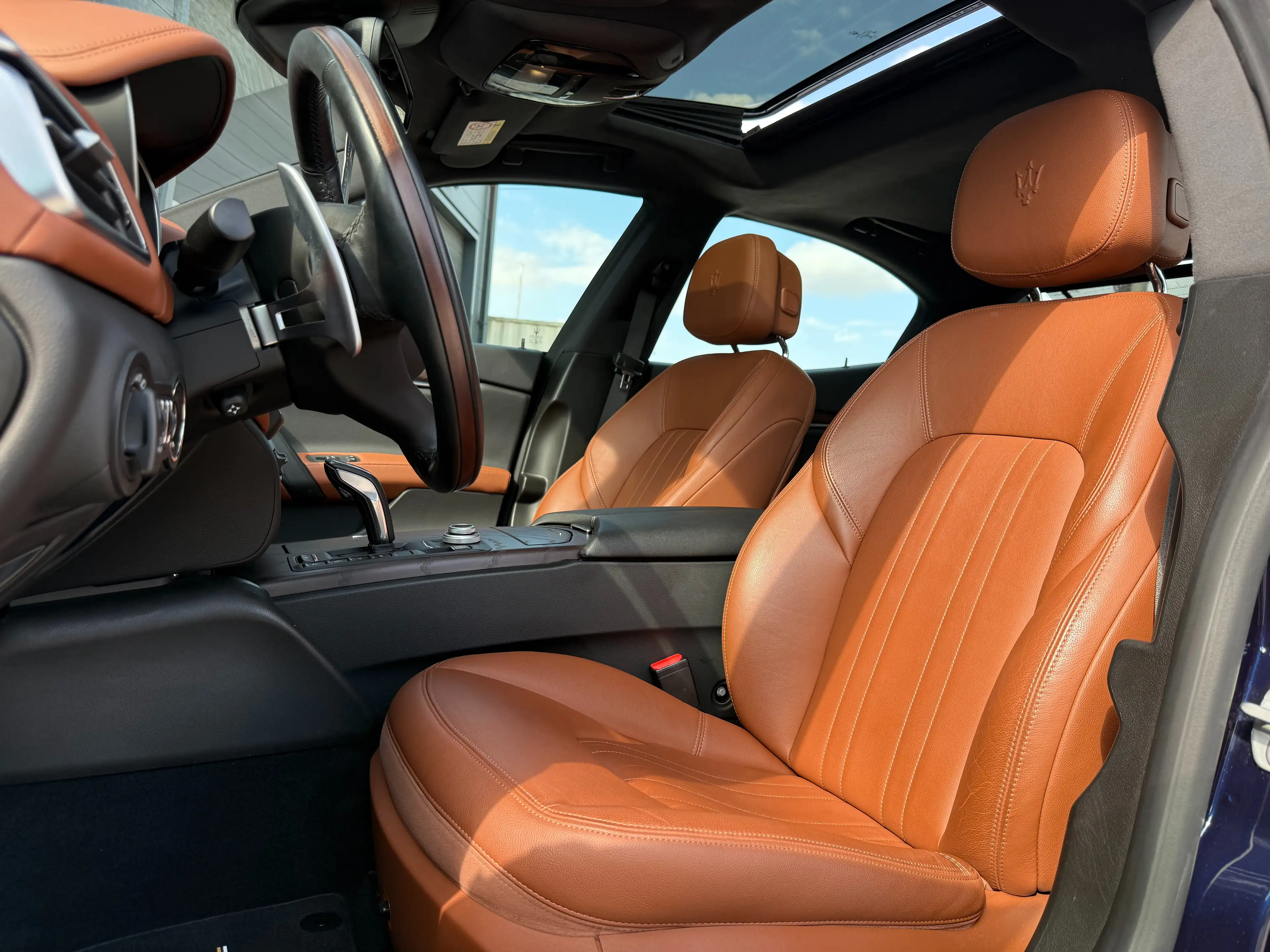Maserati Ghibli GranSport*Traumzustand*Nur 10.000KM*VOLL*MwSt.* — photo 11