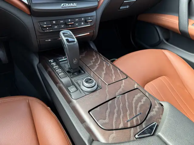 Maserati Ghibli GranSport*Traumzustand*Nur 10.000KM*VOLL*MwSt.* Ansicht 18