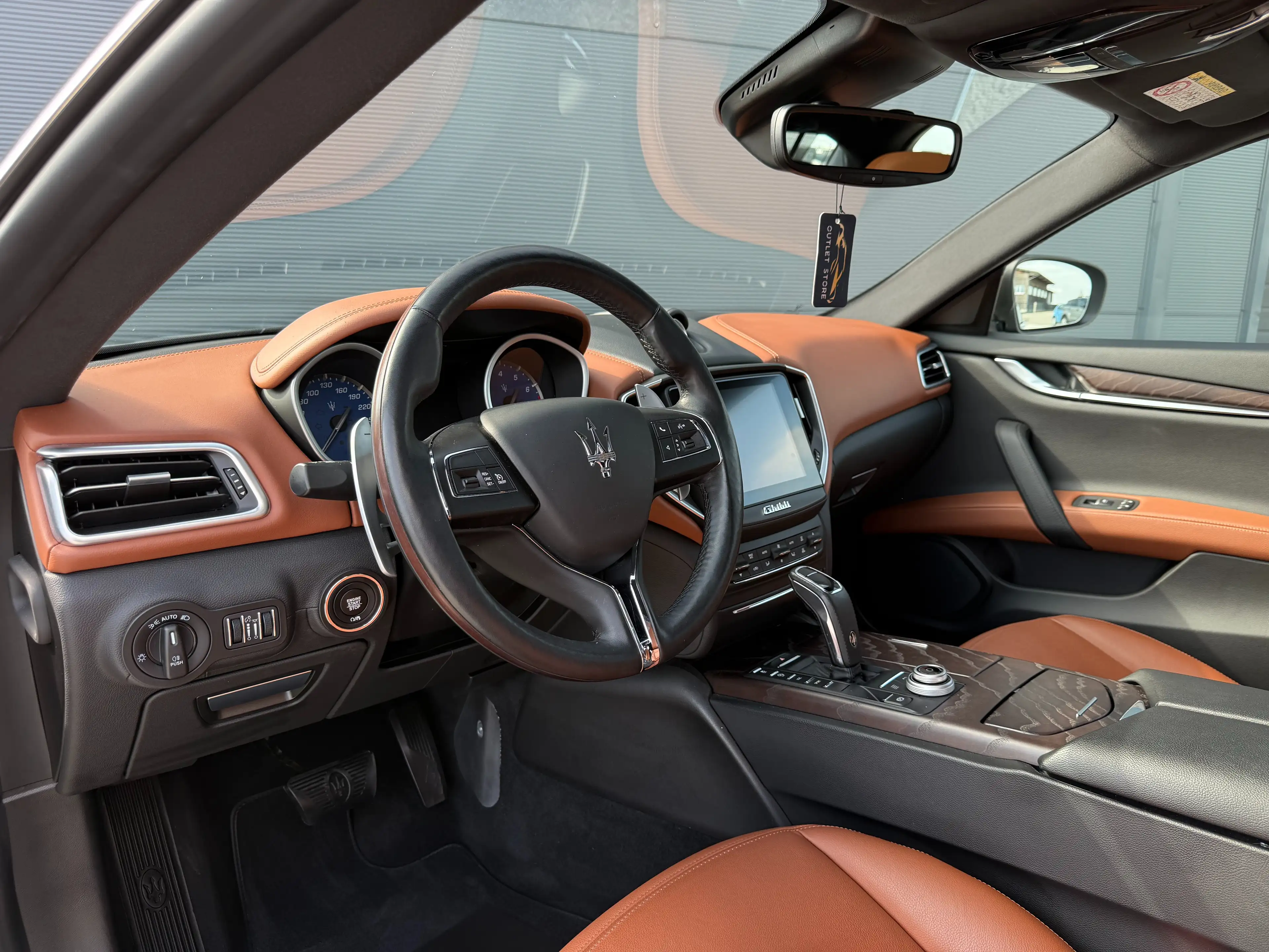 Maserati Ghibli GranSport*Traumzustand*Nur 10.000KM*VOLL*MwSt.* — photo 10