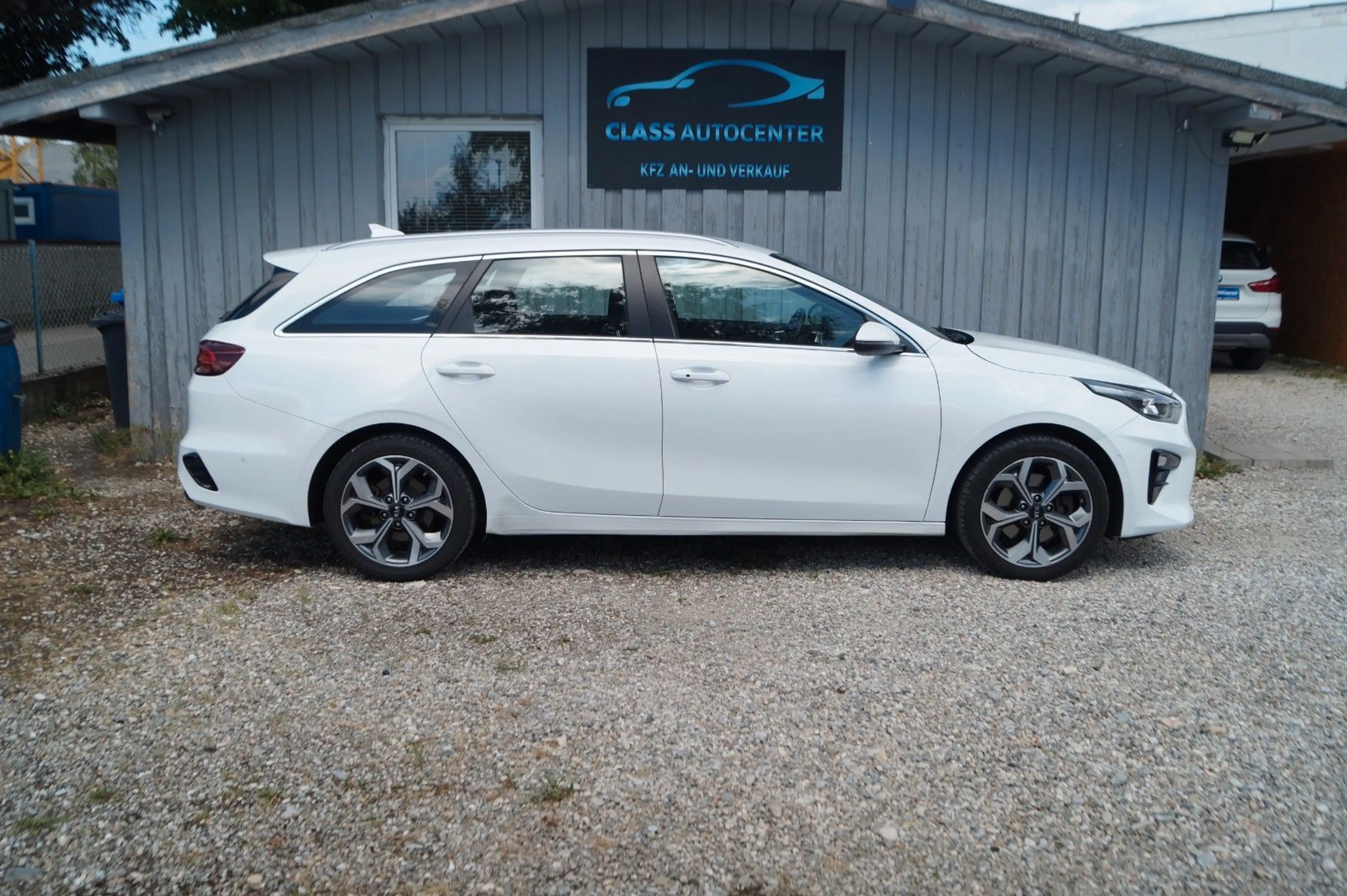Kia Ceed / cee'd SW|1. Hand|Autom.|Kamera|ATM 40´tkm — photo 4