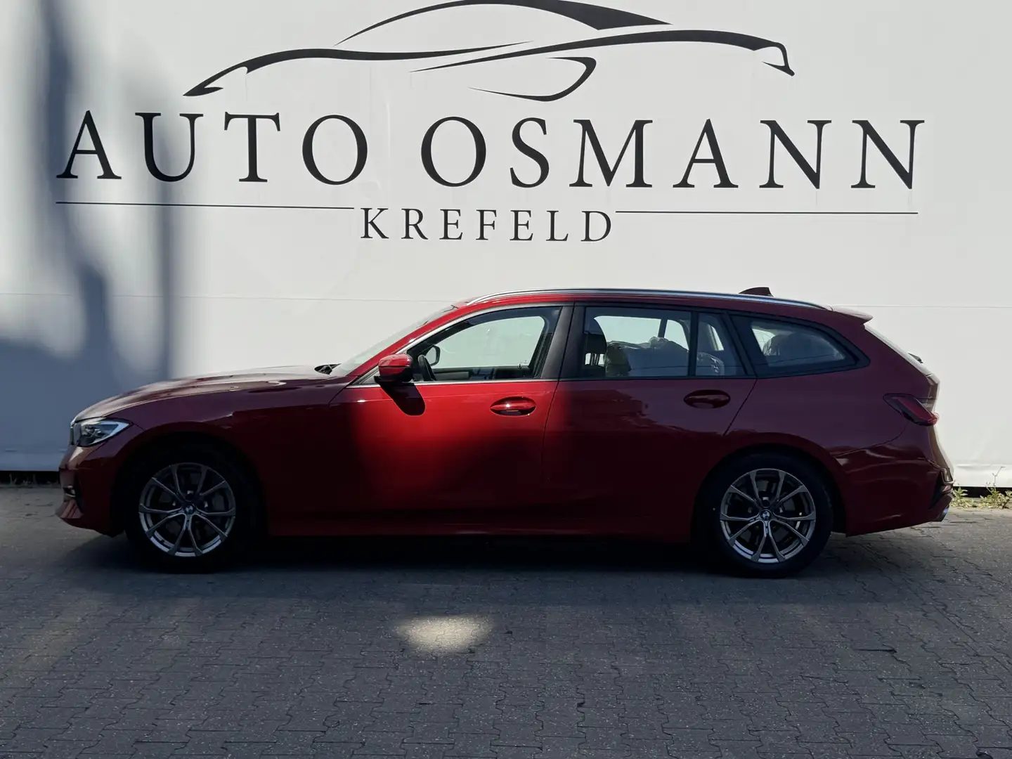 BMW 330 e Touring Aut. Advantage LED DAB Kırmızı - 2