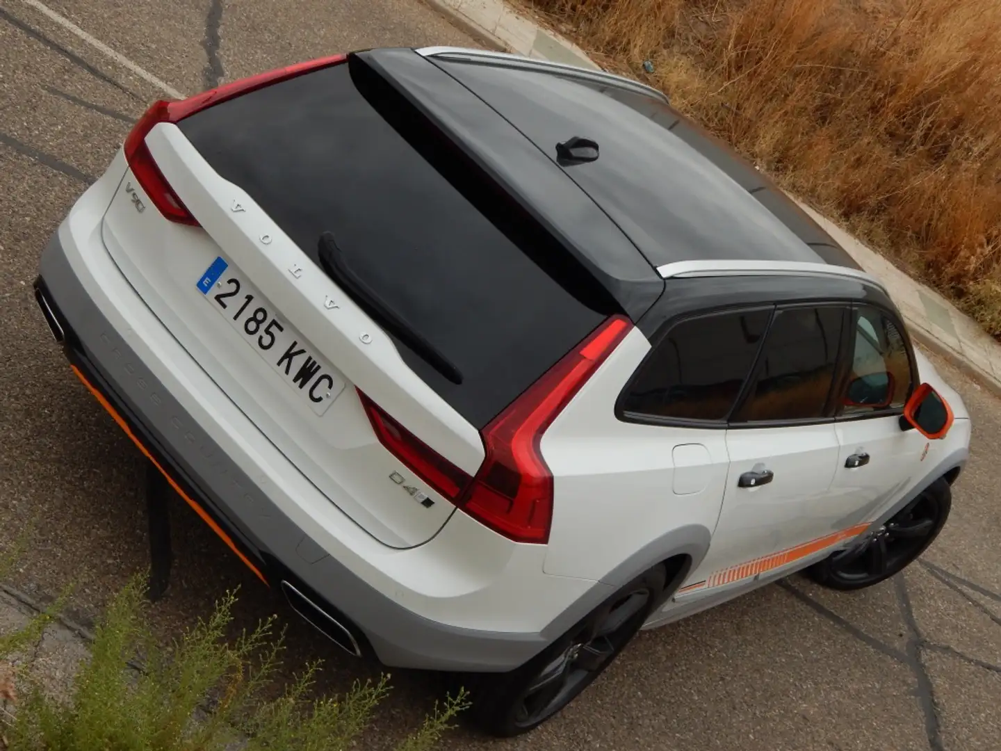 Volvo V90 Cross Country D4 Ocean Race AWD Aut. Bianco - 2