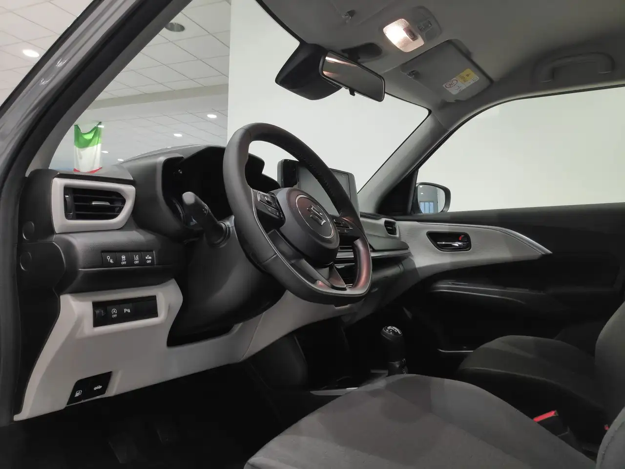 Suzuki Swift 1.2 Hybrid WAKU*PROMO SUZUKI* 28