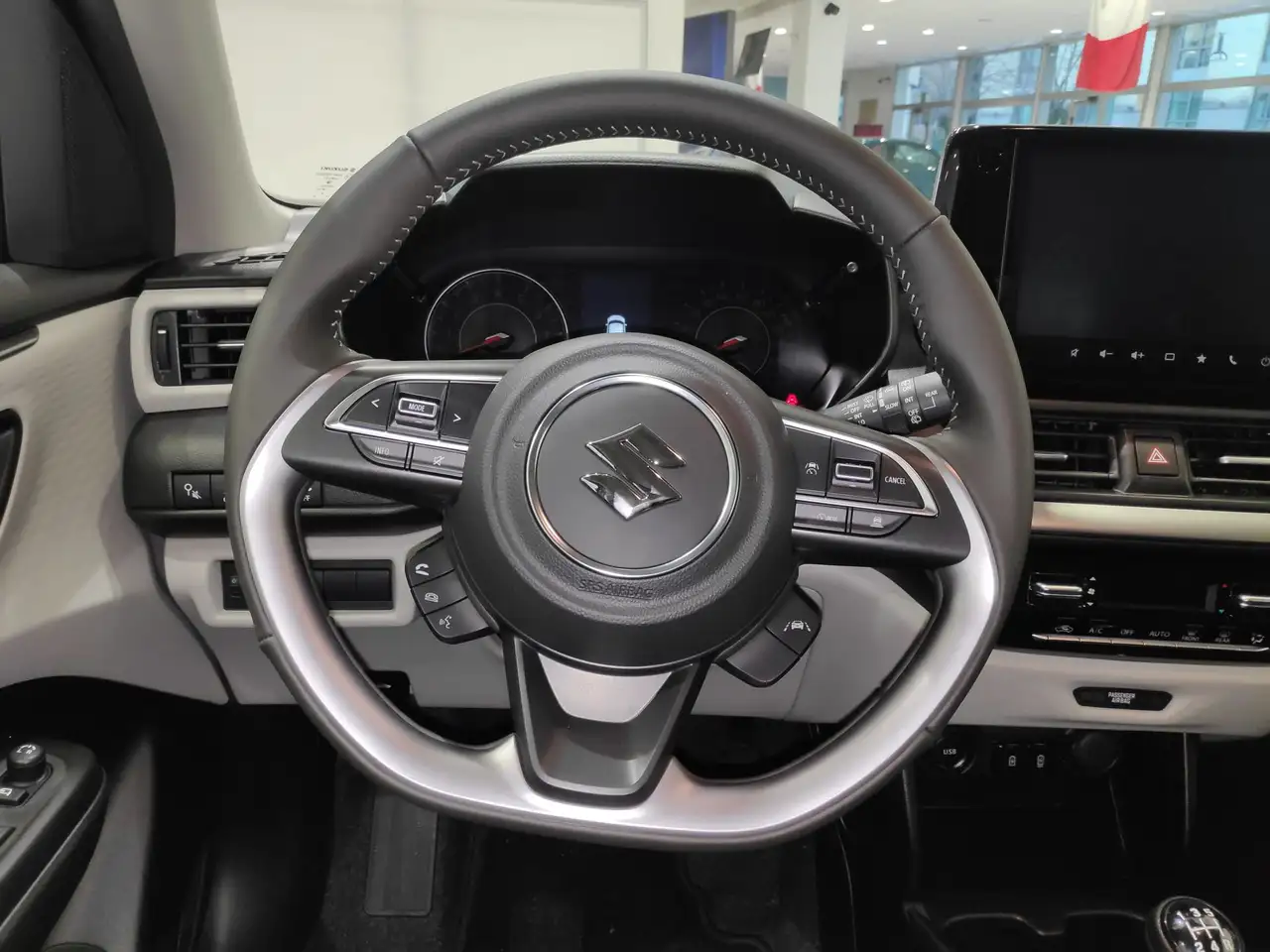 Suzuki Swift 1.2 Hybrid WAKU*PROMO SUZUKI* 25